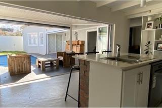 3 Bedroom Property for Sale in Wynberg Western Cape